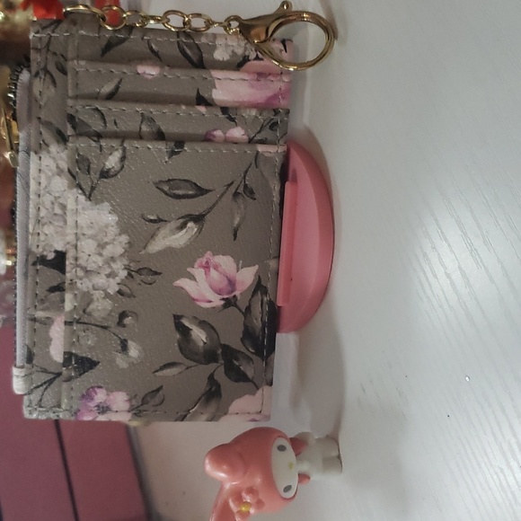 Card holder - Picture 2 of 2